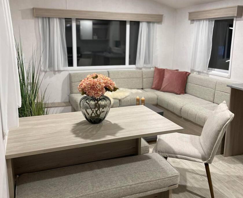 Hovik Garden Guest House מראה חיצוני תמונה